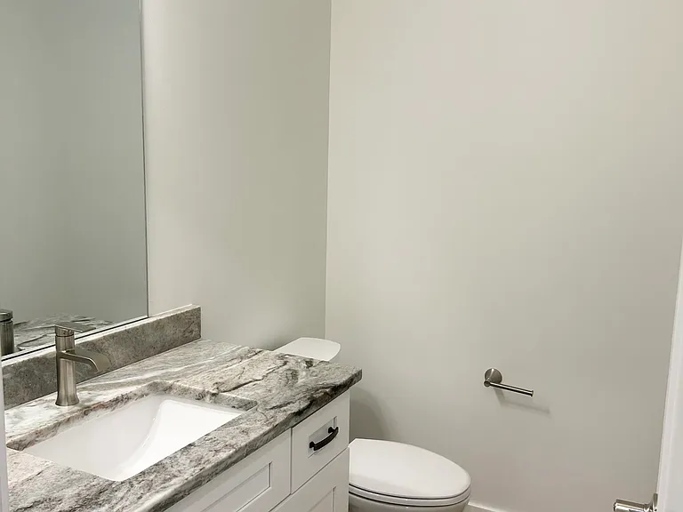 57 Monroe Ave #2 — Photo 6