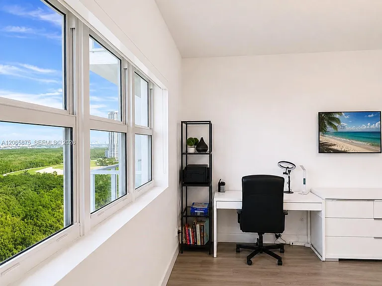 14951 Royal Oaks Ln #1501 — Photo 30