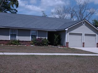 8853 Cherry Hill Dr, Jacksonville, FL 32221