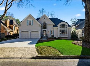 215 Woodchase Close, Sandy Springs, GA 30319