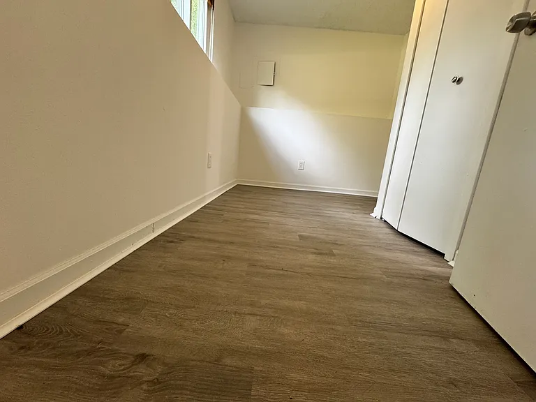 6995 Leytonstone Blvd — Photo 47