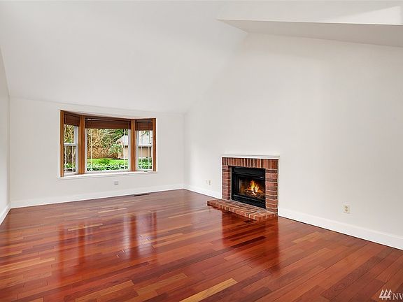 4th image of 22917 NE 20th Pl