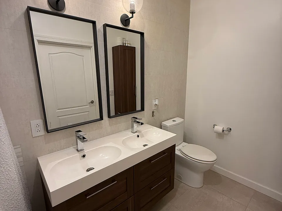 255 Broadway #303