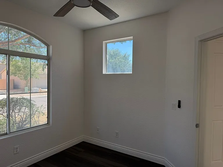 1140 E Catino St — Photo 6