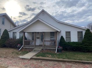 229 W 10th St, Horton, KS 66439