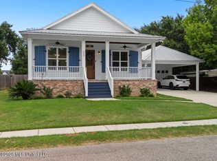 205 S Island View Ave, Long Beach, MS 39560