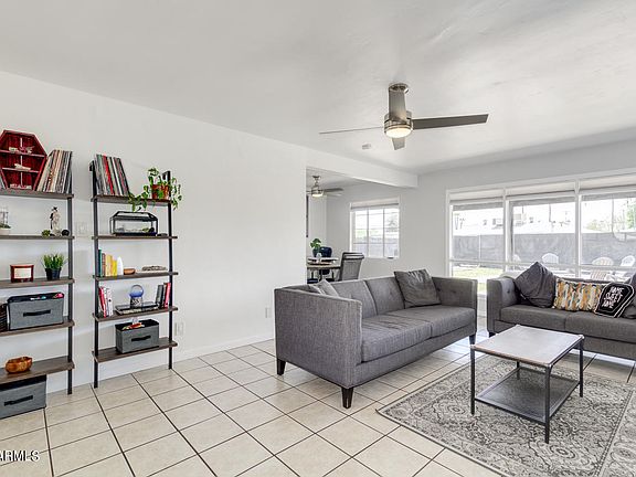 4th image of 2307 W Avalon Dr