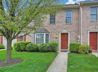 395 Stonehedge Ln #1, Mechanicsburg, PA 17055