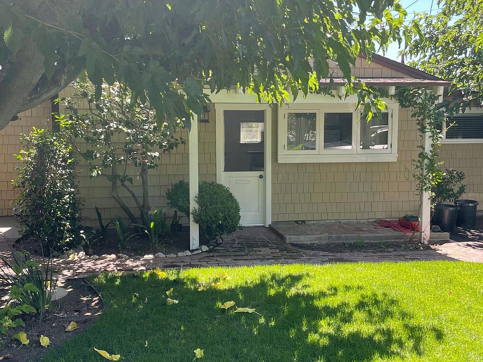 1st image of 1692 New York Dr