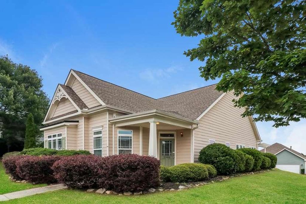 2986 Dungeness Dr, Douglasville, GA - View 3
