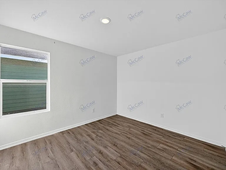 1507 Trick Riding Way — Photo 9