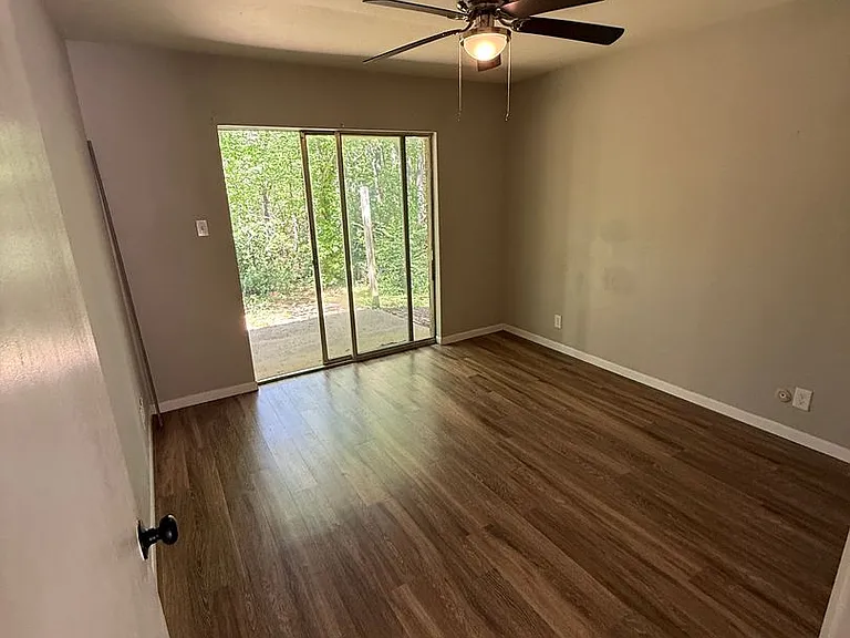 2916 Bernice Dr — Photo 9