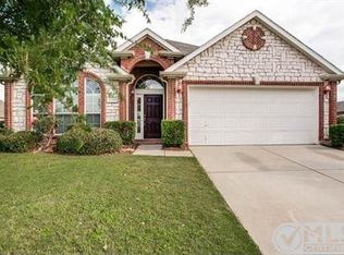 6504 Pine Hills Ln, Denton, TX 76210