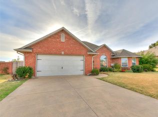 8300 Aspen Hills Dr, Oklahoma City, OK 73132