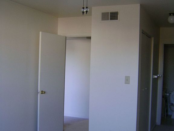 5th image of 1451 Olivewood Ct