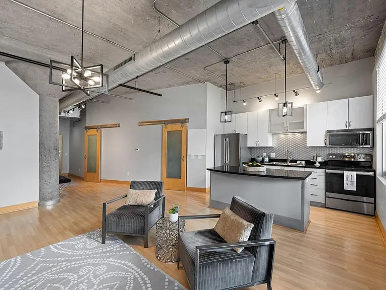 918 3rd St N #207 — Photo 4