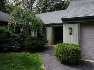 12C Heritage Crst, Southbury, CT 06488
