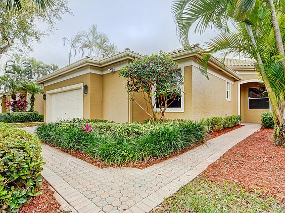 Home For Sale In Broken Sound Country Club