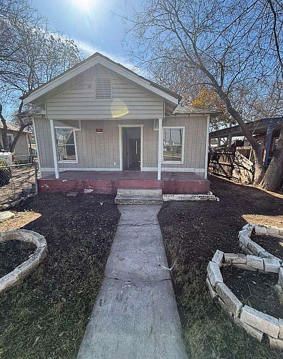 1st image of 238 Pendleton Ave