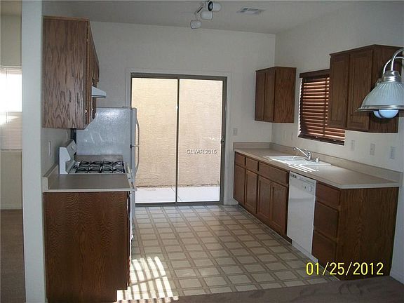 2nd image of 5771 Hill Prince Ct