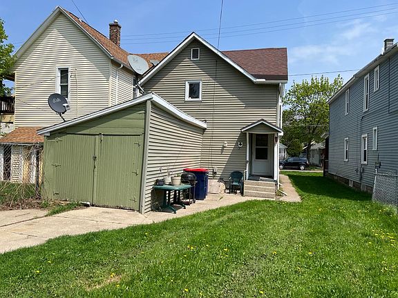 4th image of 919 Davis Ave NW #B