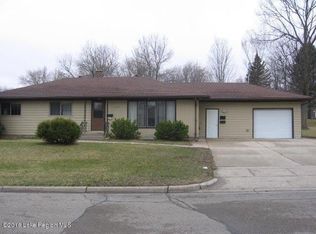1209 Baird Ave, Fergus Falls, MN 56537