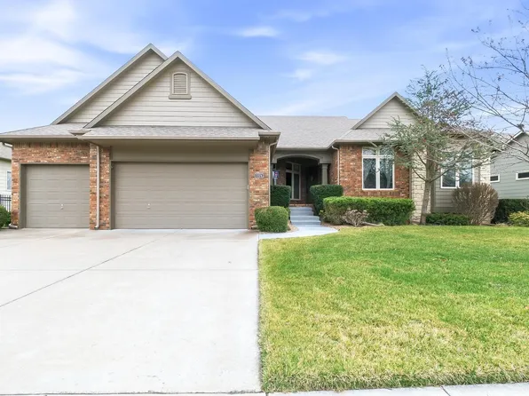 2224 N Rough Creek Rd, Derby, KS 67037