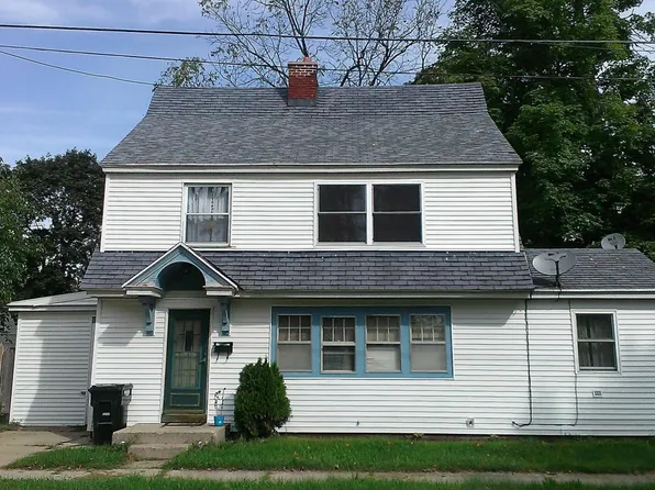 187 Centennial Ave E, Sparta, MI 49345