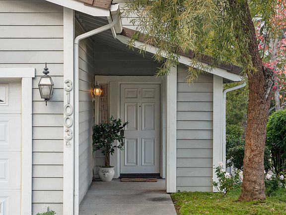 3rd image of 31003 Old Colony Way