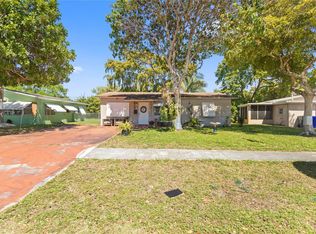 6705 Raleigh St, Hollywood, FL 33024