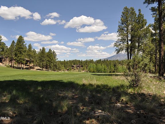 3rd image of 3940 S Clubhouse Circle #291
