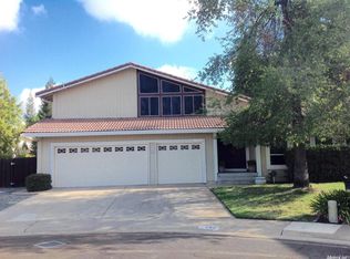 1402 Autumn Ct, Roseville, CA 95661