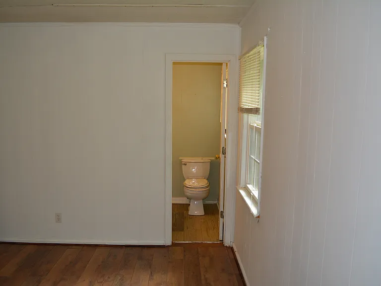 129 Miranda Rd — Photo 12