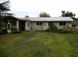 196 McCall St, Sutherlin, OR 97479