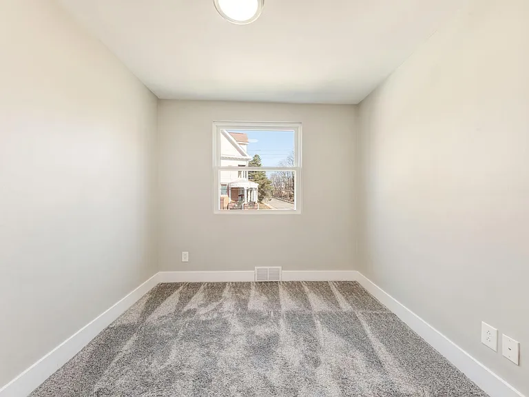 1A Josephine St — Photo 32