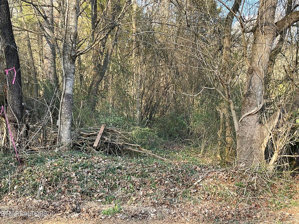 1st image of Crowder Rd