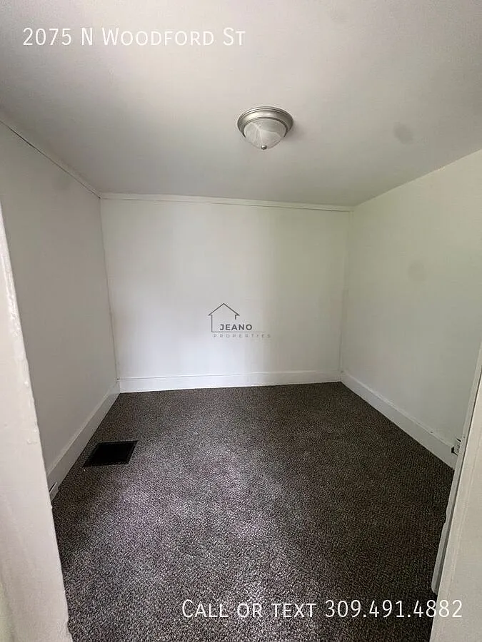 2075 N Woodford St. — Photo 4