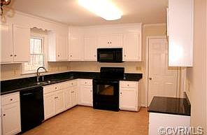 4th image of 2595 Butterwood Cir