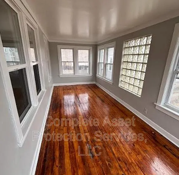 3732 Deodar St — Photo 3