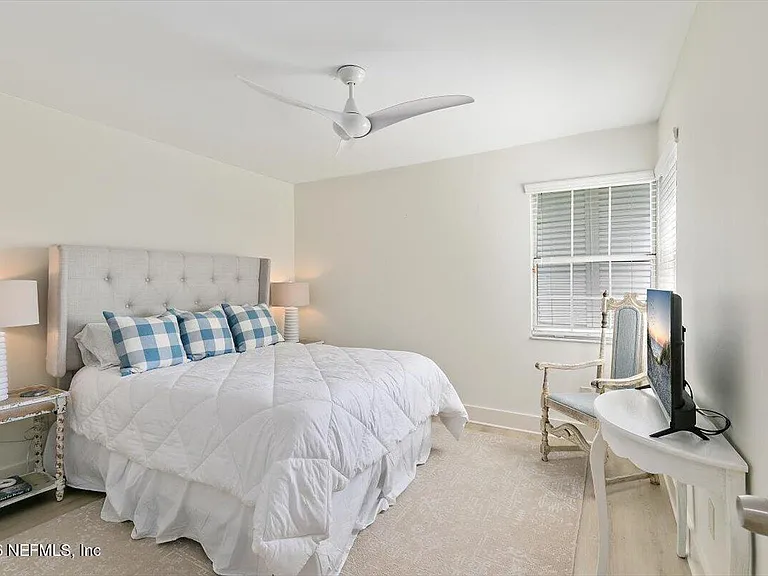 107 Island Dr — Photo 23