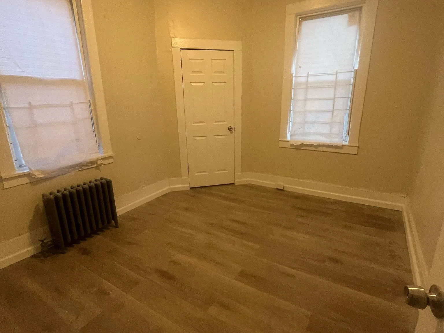 2 bed, 800 sqft, $1,600 — Photo 3