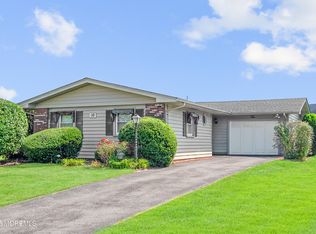 10 Kingsley Ct, Brick, NJ 08724