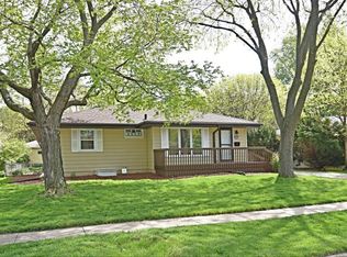 5007 Lawnwoods Dr, Des Moines, IA 50310