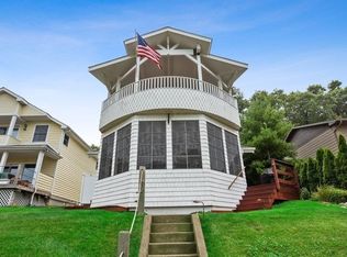 2959 Lake Shore Dr, Long Beach, IN 46360