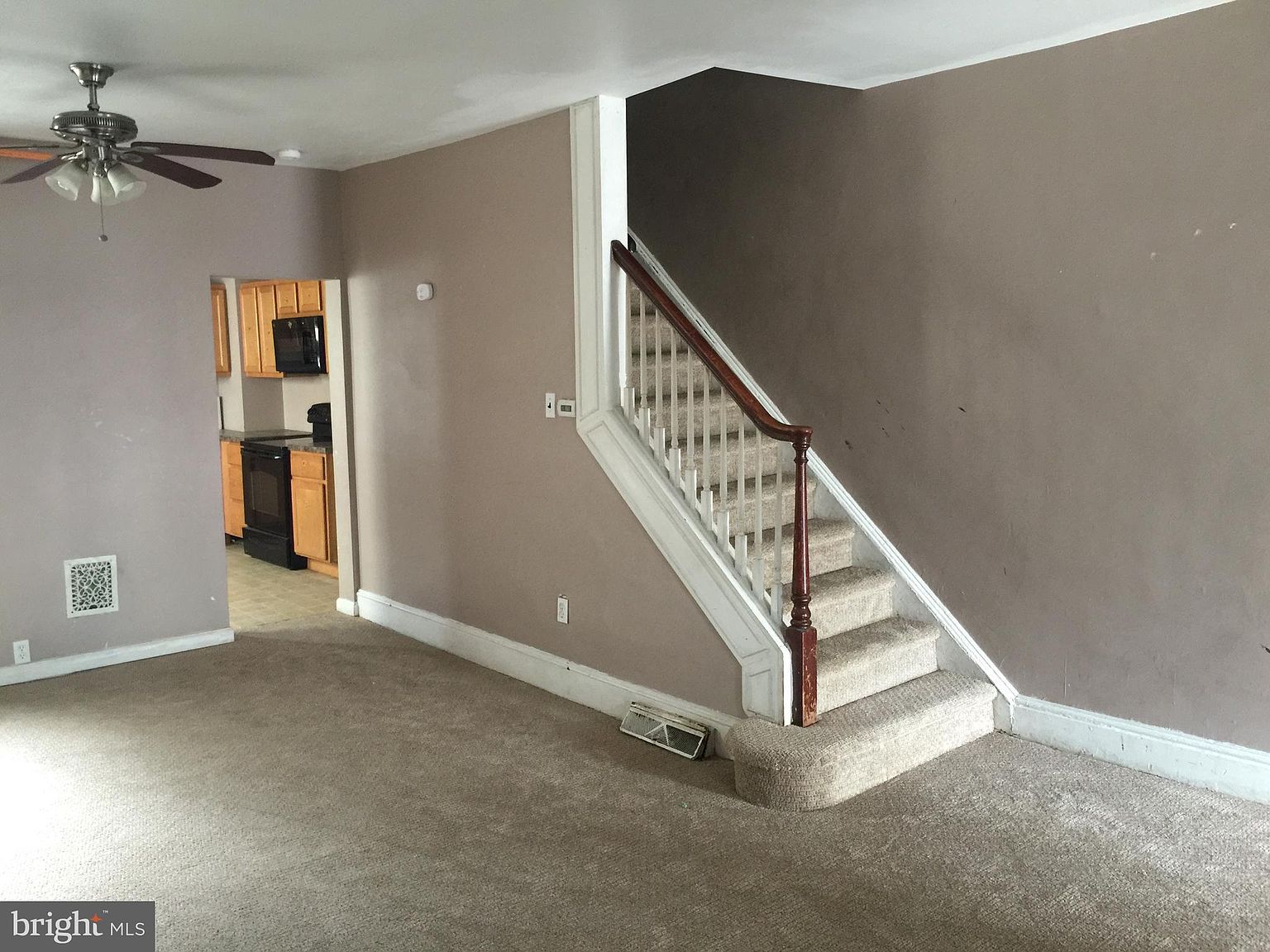 1124 Green St, Marcus Hook, PA 19061 Zillow