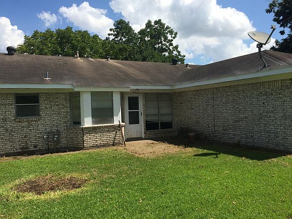2nd image of 11846 S Marianne Cir