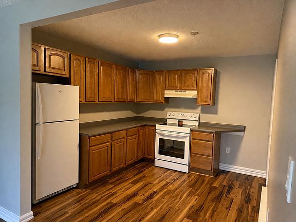 4th image of 9 Swiftwater Drive #6