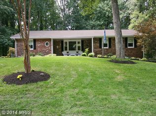 1308 Woodridge Ln, Eldersburg, MD 21784
