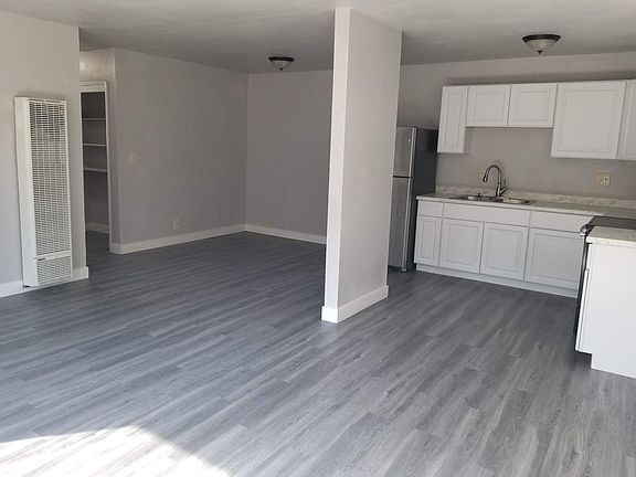 3rd image of 2860 Pixie Dr