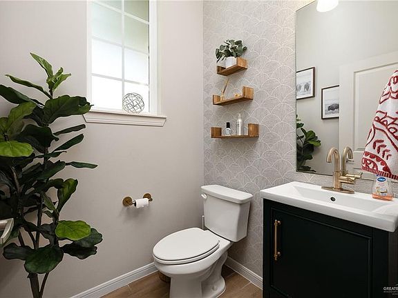 4th image of 14220 Big Creek Rd